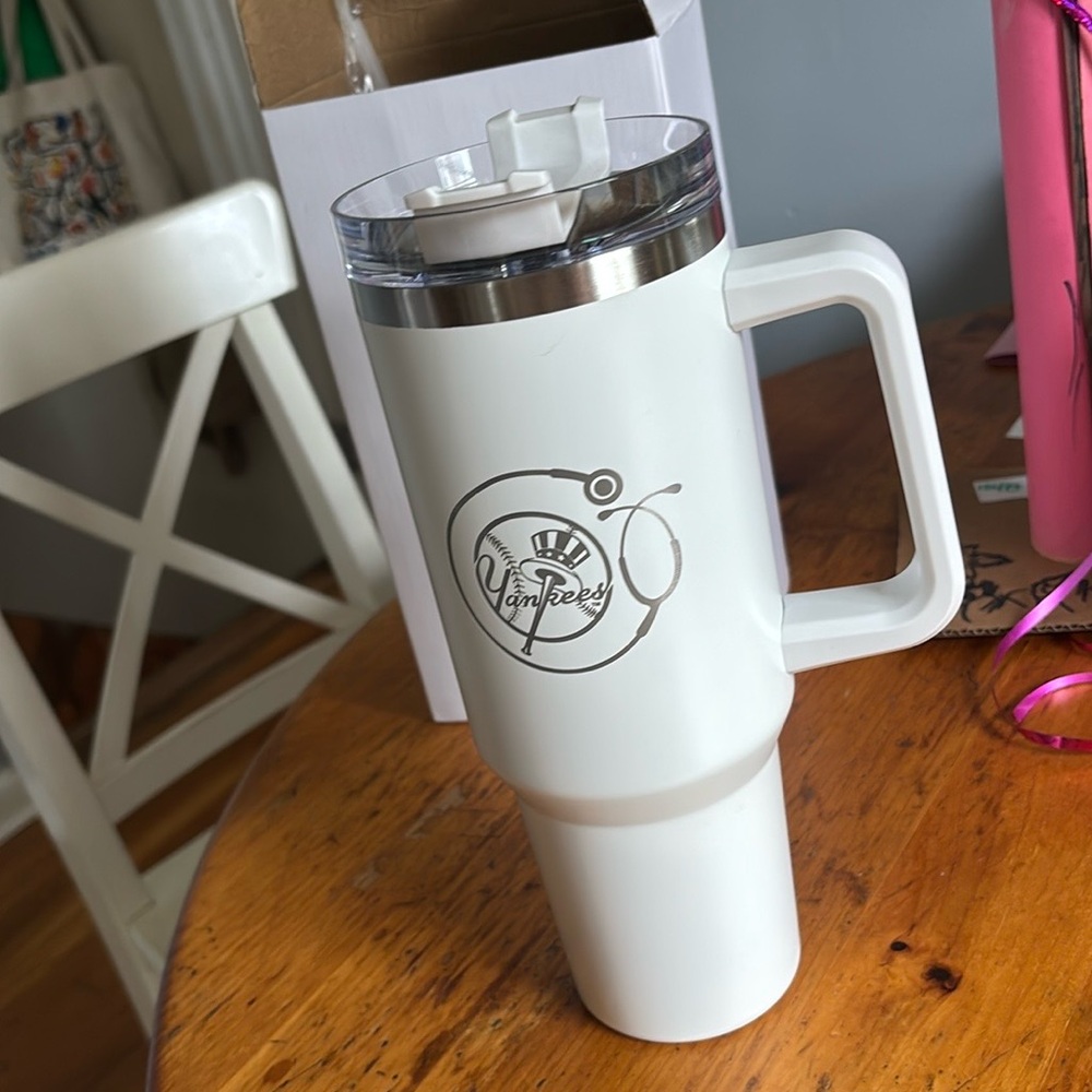 Yankees “Stanley style” tumbler. LIMITED EDITION FOR HEATHCARE WORKERS